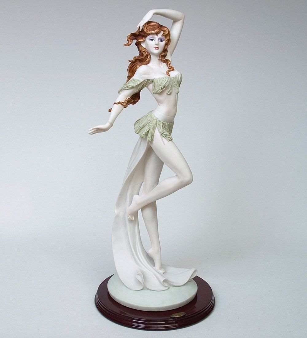 GA-06 Статуэтка «Танцующая Леди»