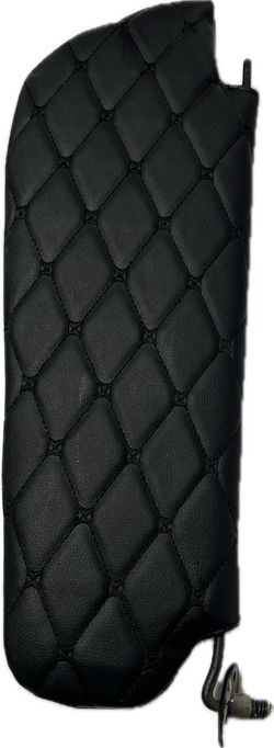 Чехлы на козырьки Волга 3110, 31105 (чёрная нить Бабочка)