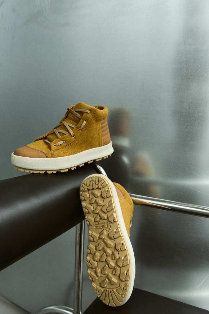 AIRSHOES mustard sherst