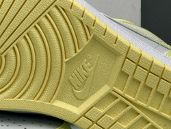 Air Jordan 1 Low Lemonade