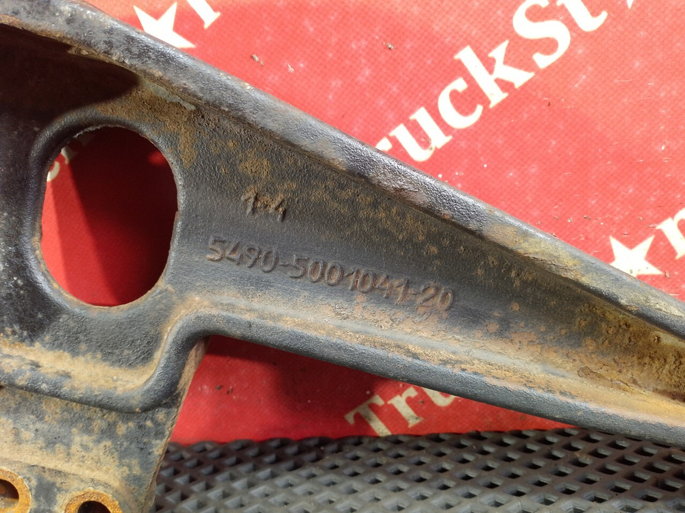 Кронштейн кабины левый 2018г.