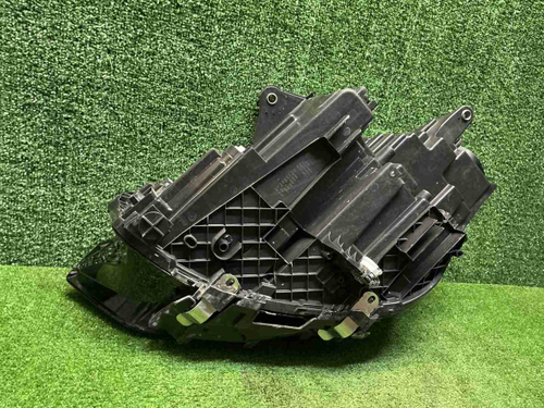 Фара правая BMW X2 U10 (2023-н.в.) LED