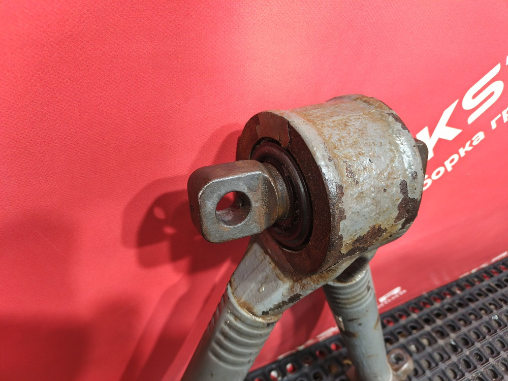 Тяга реактивная V-образная 2022г