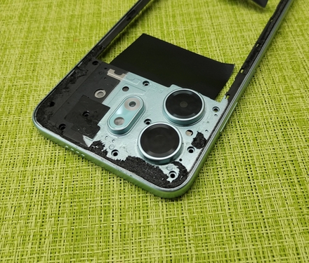 Infinix Smart 9 (X6532) - Средняя часть корпуса + Стекло  камеры + шлейфа Антенны + динамика + кнопка громкости (ORIG-SP)