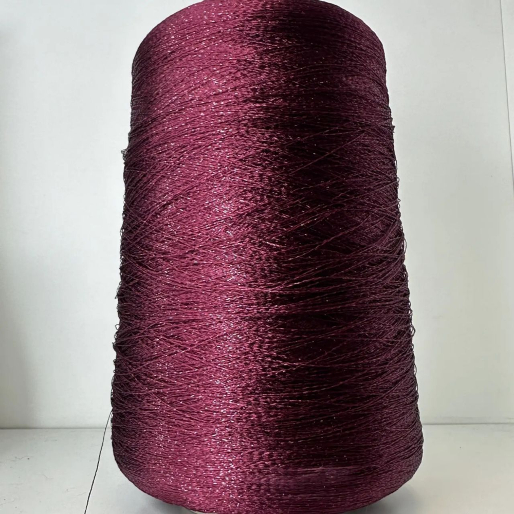 STAR - LINEAPIU; 70% вискоза, 15% металлизированный люрекс, 15% п/а; 2600м/100гр; col.195166, цвет: бордовая нить с люрексом в цвет нити;