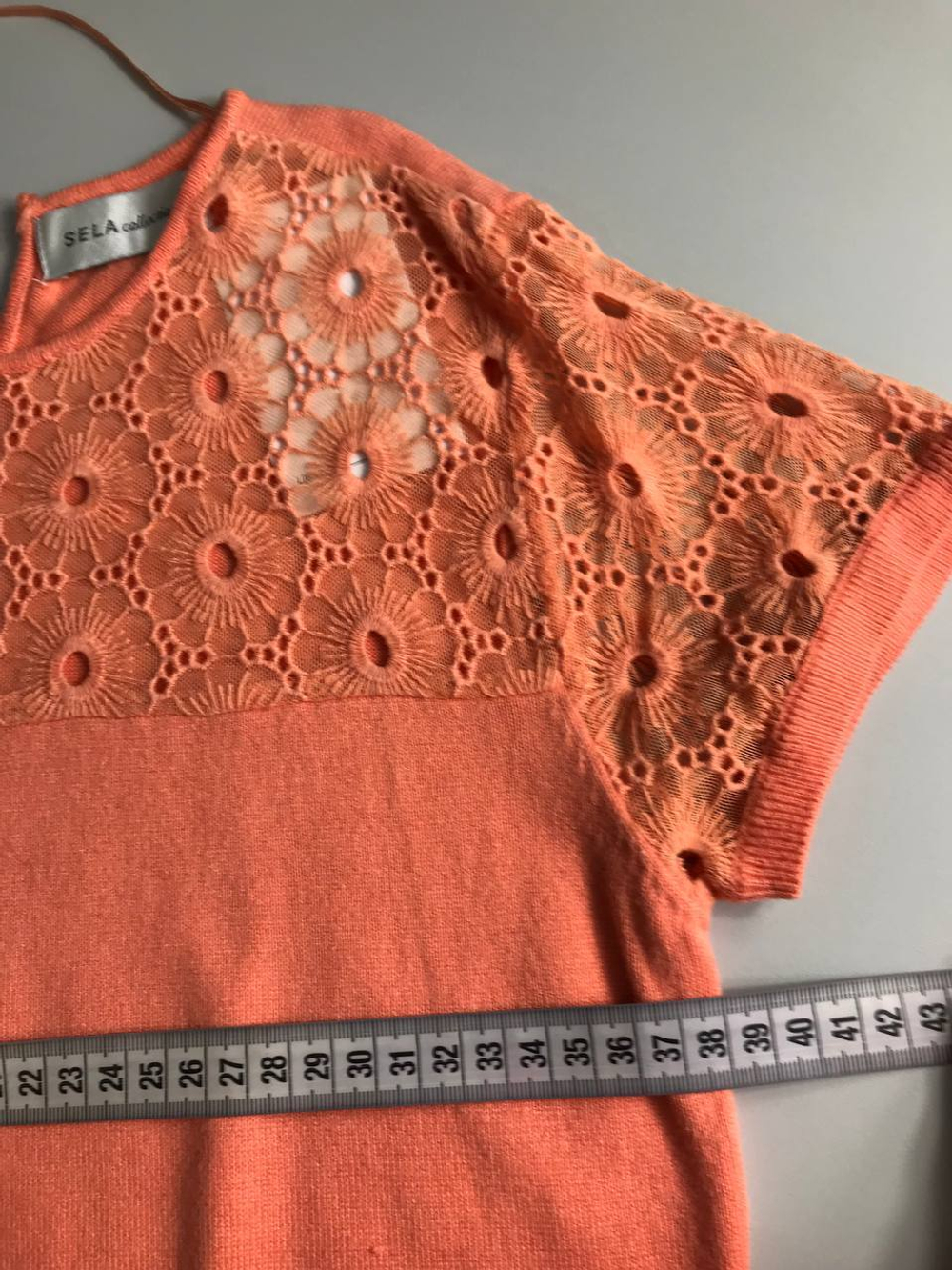 Блузка SELA трикотажная, с ажурными вставками, маркировка S, 44 размер