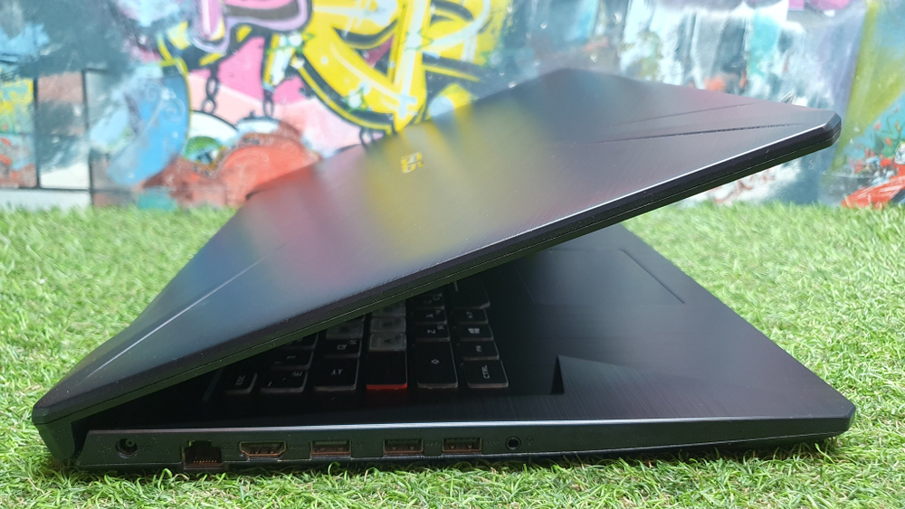 Игровой ASUS Ryzen 7/16 Gb/GTX 1650 4 ГБ/FHD/TUF Gaming FX705DT-AU108T [90nr02b1-m03630]/Windows 10