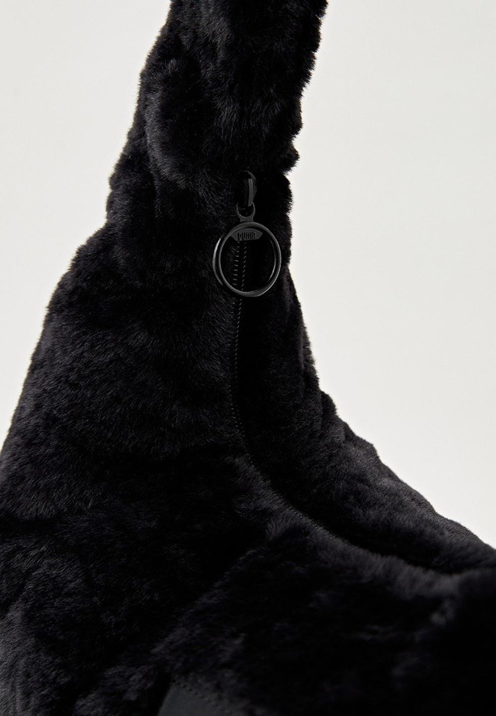 Сумка спортивная PUMA Core Large Hobo