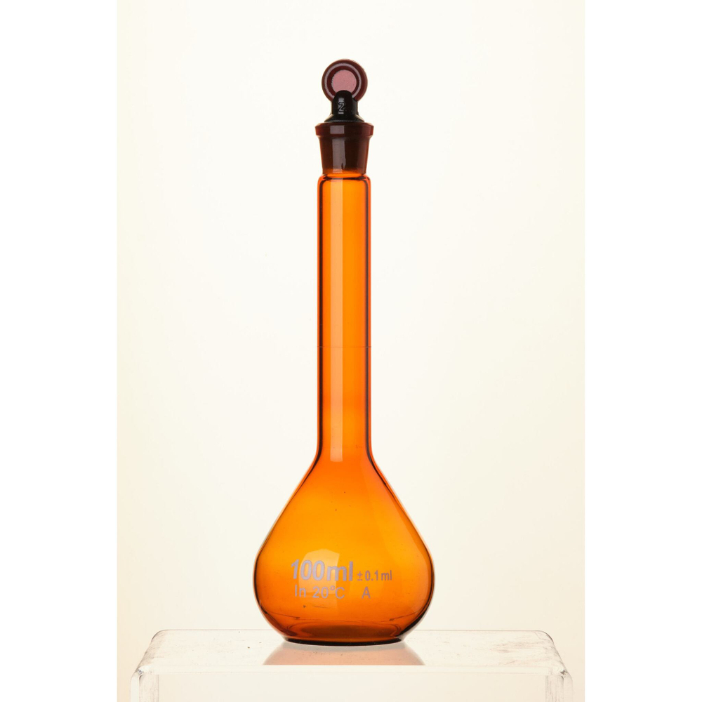Колба мерная, 100 мл, темное боросиликатное стекло, пробка стекло