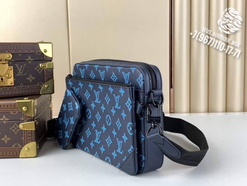 Сумка через плечо/мессенджер Louis Vuitton Trio