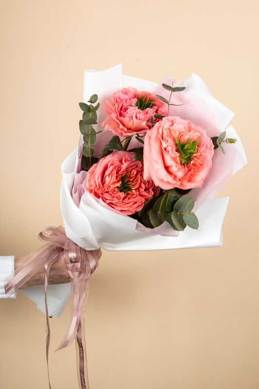 Букет-комплимент из роз "Мандарин Экспрешн"