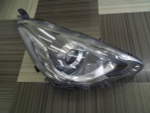 фара правая Toyota Aqua NHP10 52-293