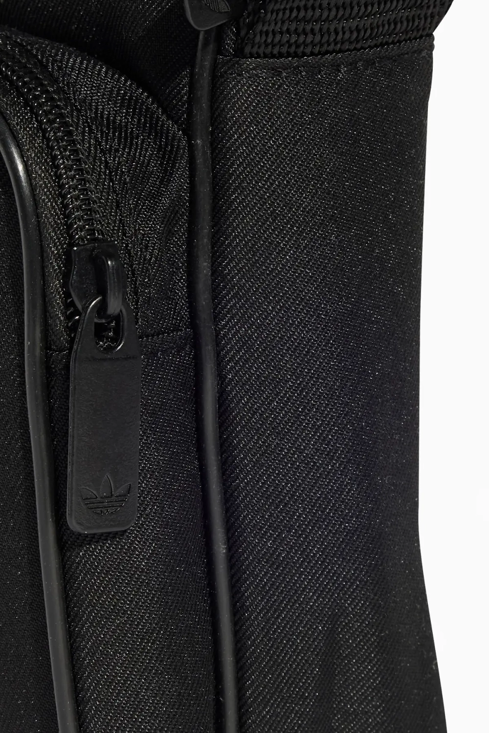 Сумка на плечо adidas Adicolor Classic Small Item - черный