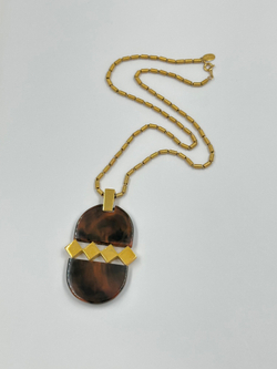 Кулон с коричневым пластиком Givenchy