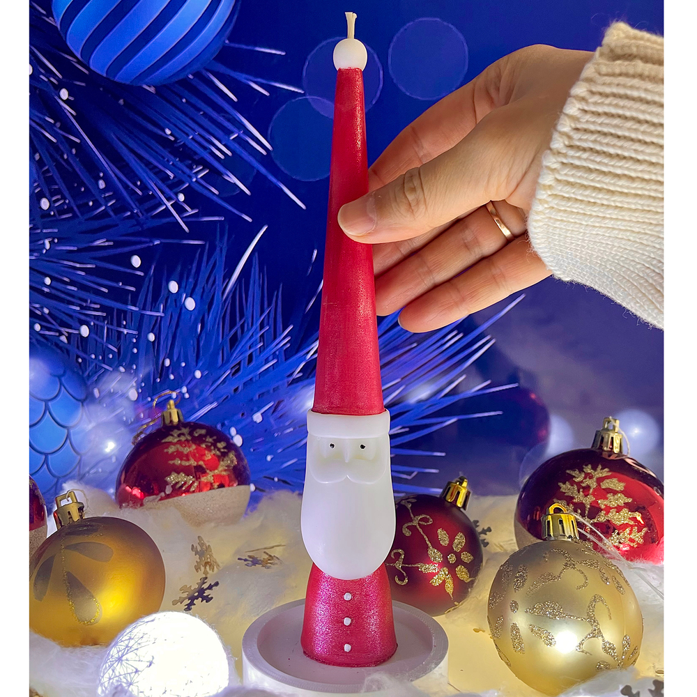 Свеча новогодняя Дед Мороз с подсвечником Limbon Candle