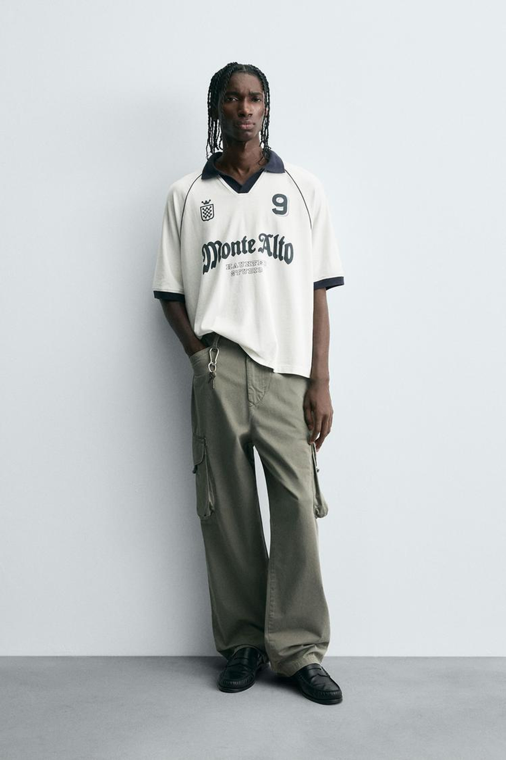 ZARA ПОЛО С РЕТРО-ФУТБОЛЬНЫМ ПРИНТОМ, БЕЛЫЙ