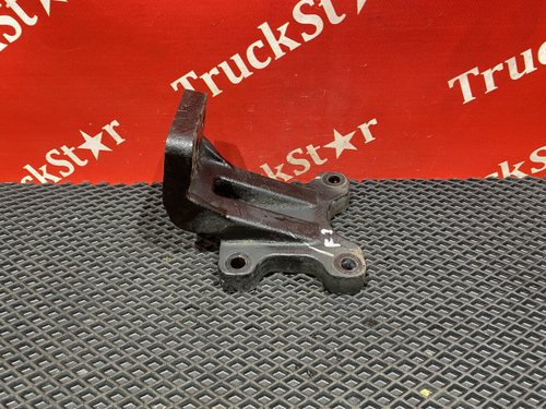 Кронштейн двигателя передний правый 2023г.