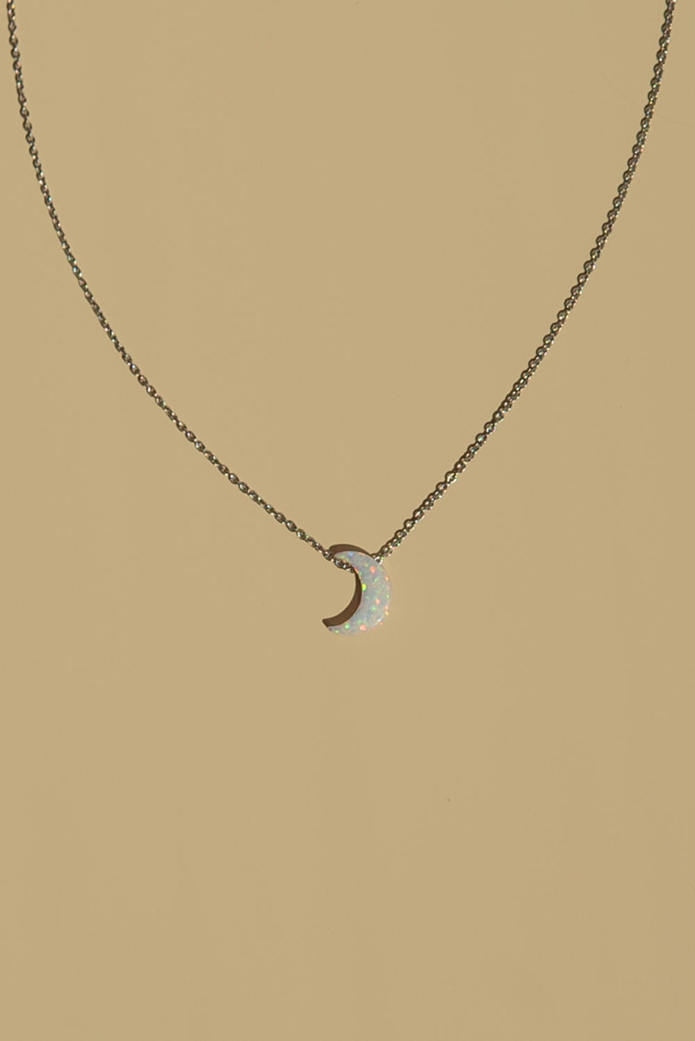 Подвеска MOON / Opal Magic