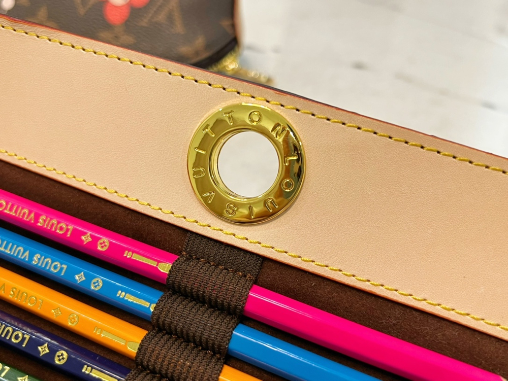Louis Vuitton Pencil Case Role