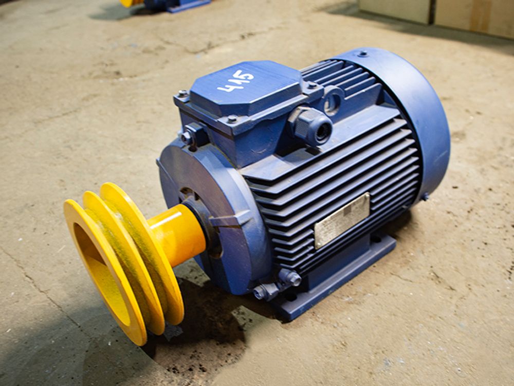 Электродвигатель со шкивом С415М