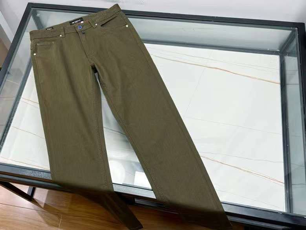 Джинсы Kiton