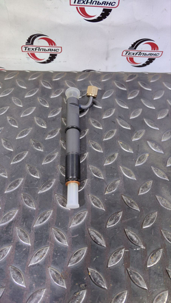 Форсунка топливная re531801