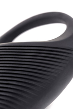 Чёрное эрекционное виброкольцо Erotist из силикона (Цвет: черный)