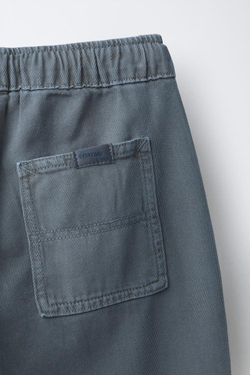 ZARA БРЮКИ СВОБОДНОГО КРОЯ С КАРМАНАМИ, АНТРАЦИТОВО-СЕРЫЙ