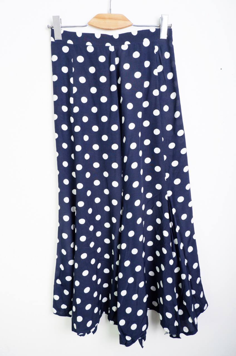 Юбка в крупный горошек, визуально на 42 размер