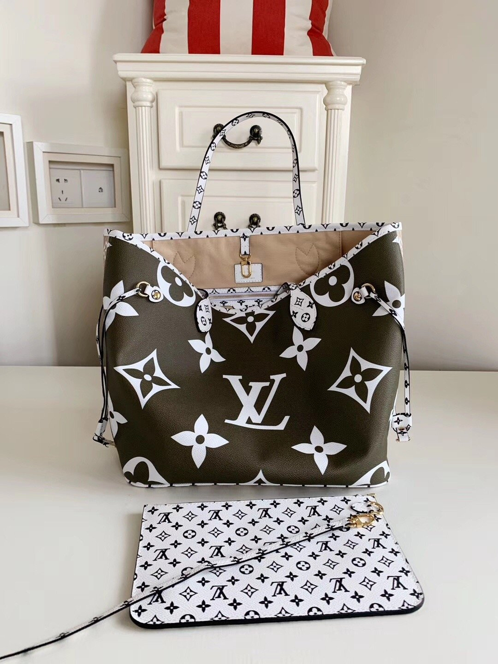 Louis Vuitton Neverfull MM