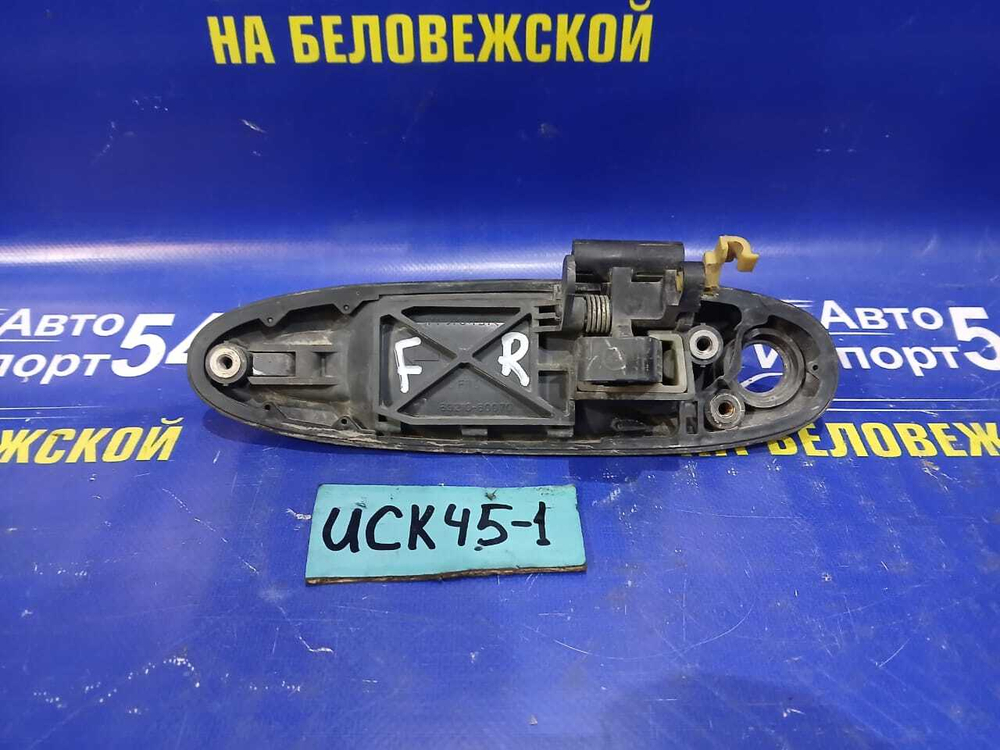Ручка двери передней правой внешняя TOYOTA SEQUOIA 2000