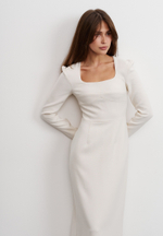 Платье-футляр, молочное