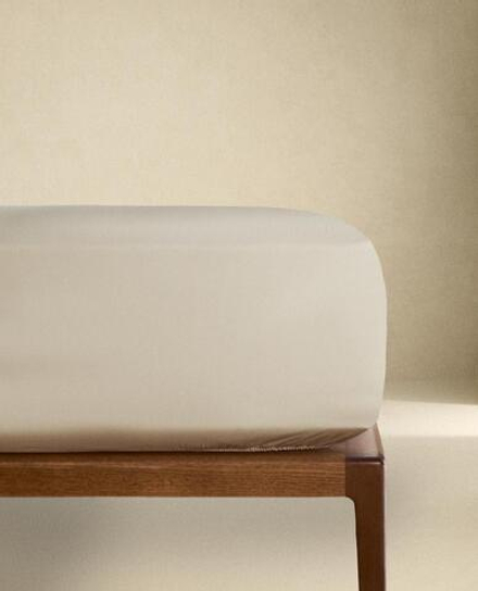 ZARA HOME (200 НИТЕЙ) НАТЯЖНАЯ ПРОСТЫНЯ ИЗ ХЛОПКА ПЕРКАЛЬ, ВАНИЛЬНЫЙ