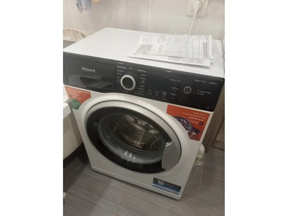Стиральная машина Hotpoint NSB 6039ZSVERU