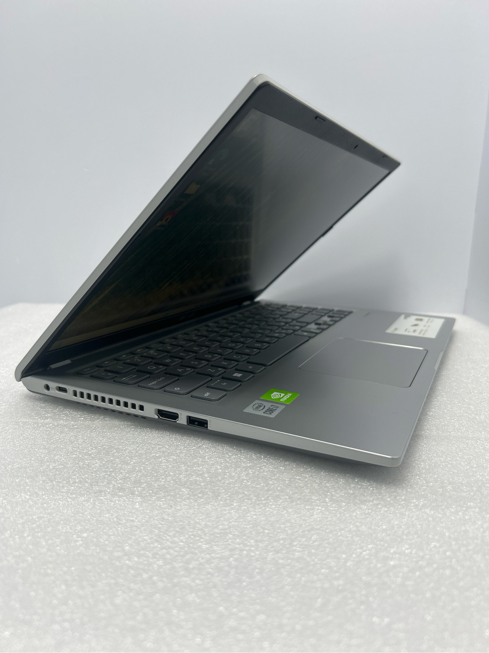 Ноутбук ASUS (A516JP-EJ463 90NB0SS2-M006B0) 15.6"/Intel Core i7 1065G7/RAM 16 GB//SSD 512 GB/NVIDIA GeForce MX330 2GB/1920x1080/IPS/DOS/Подсветка кл-ры:нет/серебристый. Состояние: Уценка/прокручен topcase