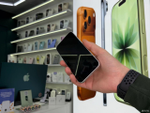 iPhone 16e, 256 ГБ, SIM + eSIM б/у