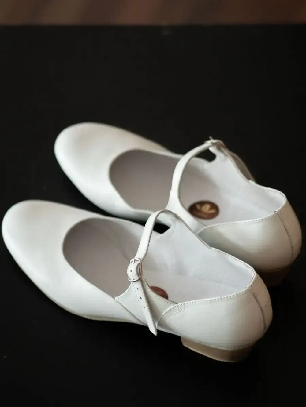 Туфли белые