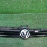 Решетка радиатора VW Golf 7 (2012-2017)