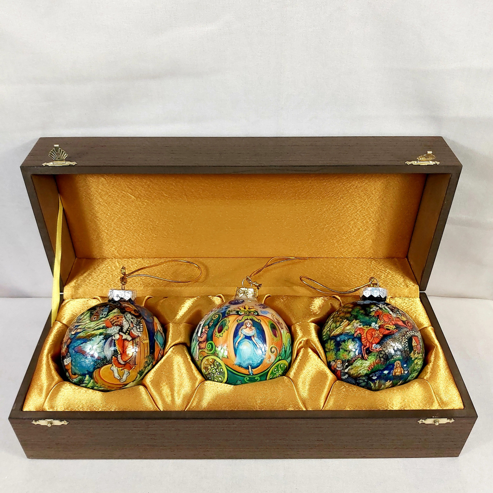 Набор из 3-х ёлочных шаров  "Сказки" с росписью Палех