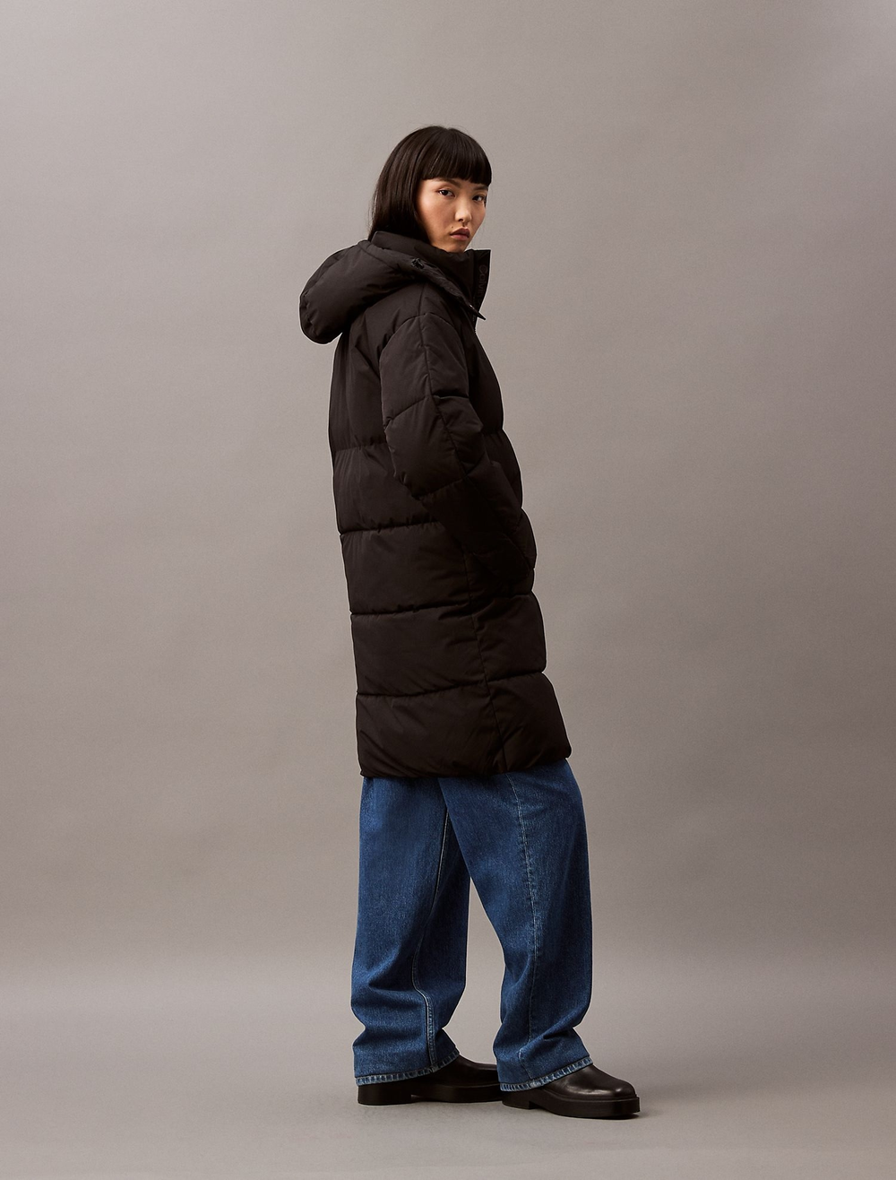 Утепленная куртка Calvin Klein Heavyweight Relaxed Puffer Black Beauty
