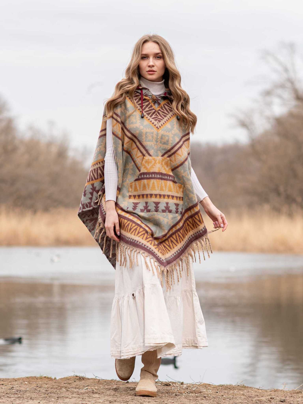 пончо женское с капюшоном