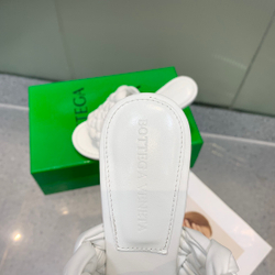 Bottega Veneta Dot Wave 9 cm
