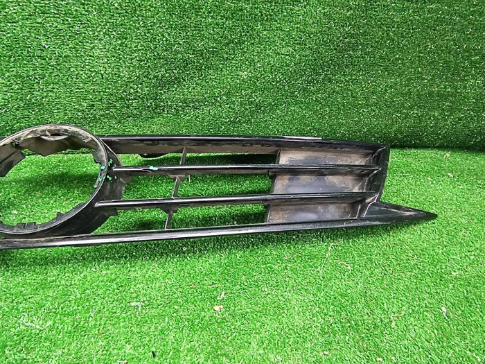 Решетка радиатора VW Jetta 6 (2014-2018)