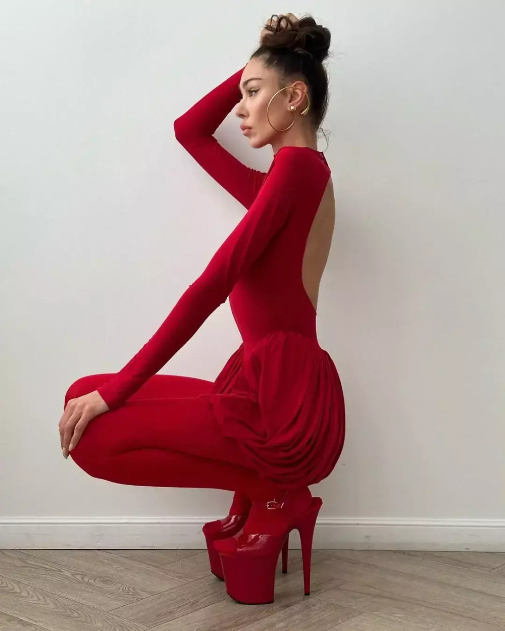 Платье с буфами мини