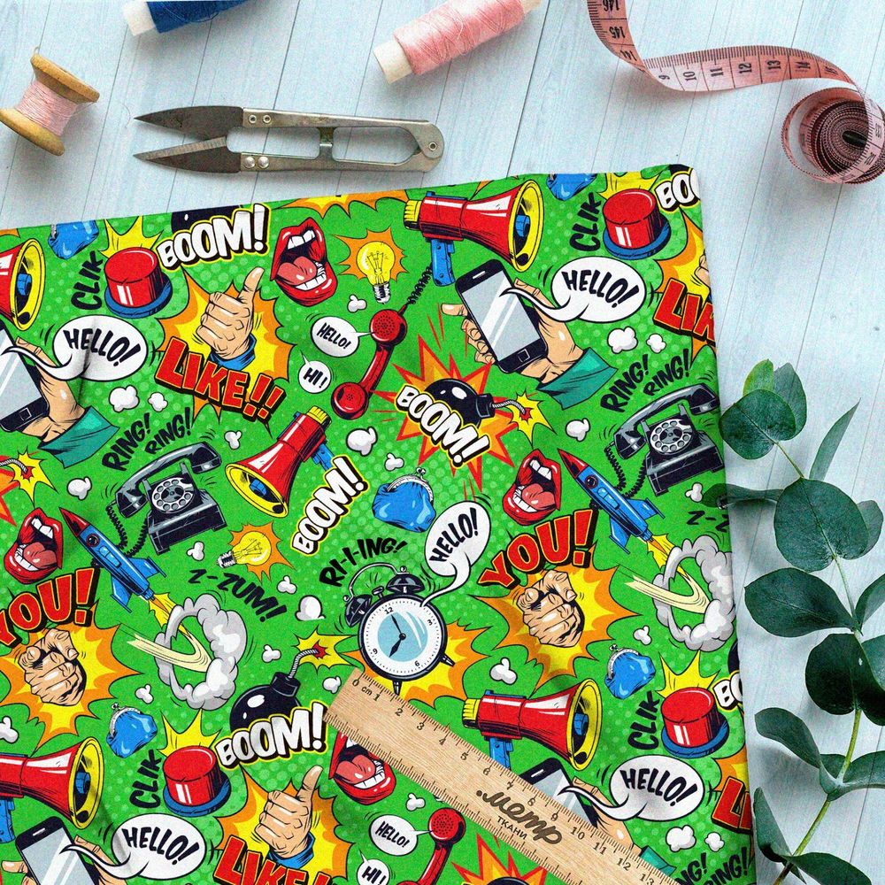 Ткань ниагара громкие предметы из комиксов на зелёном фоне