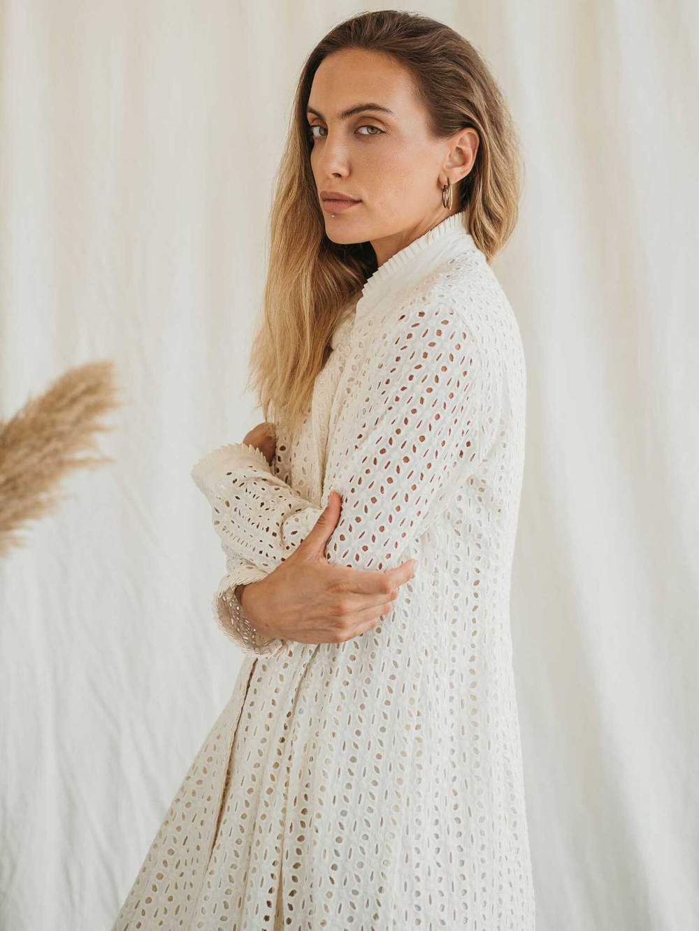 Платье макси из прошвы (белое)