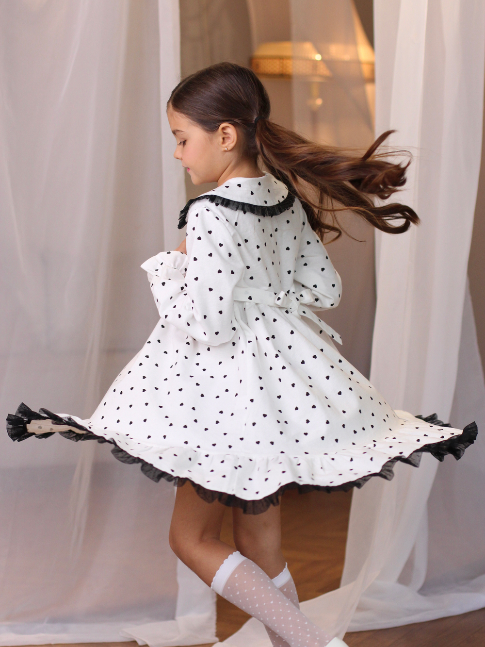 Платье из фланели с длинным рукавом «Париж», цвет белый, сердечки