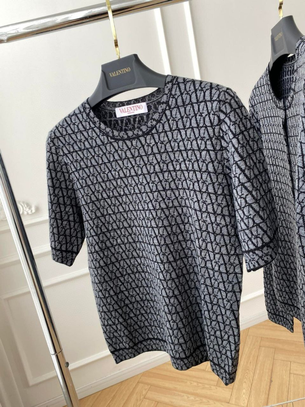 Футболка Valentino