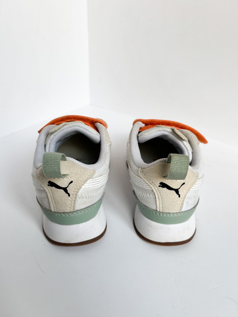 Новые кроссовки Puma, 28