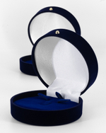 Футляр-таблетка с косичкой по краю для ювелирного гарнитура